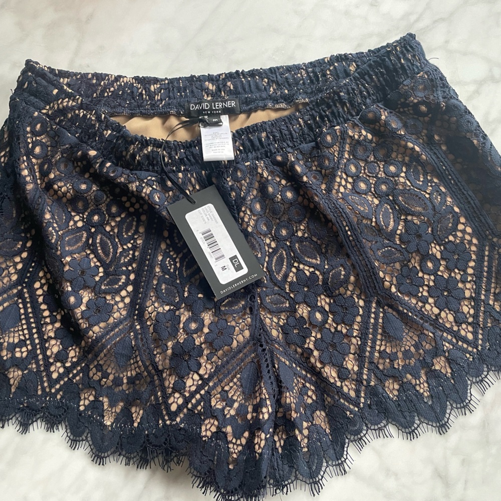NWT DAVID LERNER LACE SHORTS